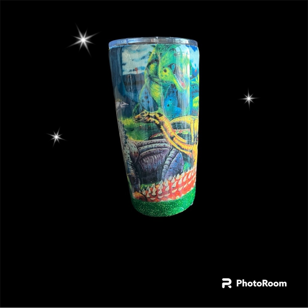 20 oz. Green dinosaur tumbler